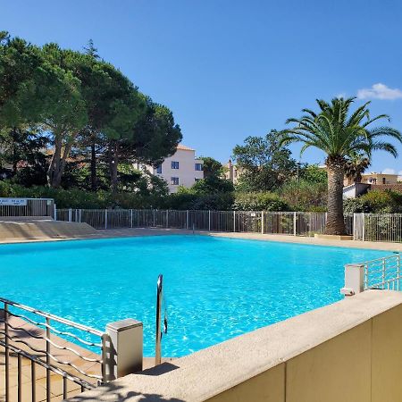 Miougrano Studio 4 Personnes 29M2 Frejus Bagian luar foto