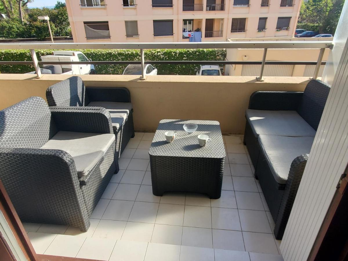 Miougrano Studio 4 Personnes 29M2 Frejus Bagian luar foto